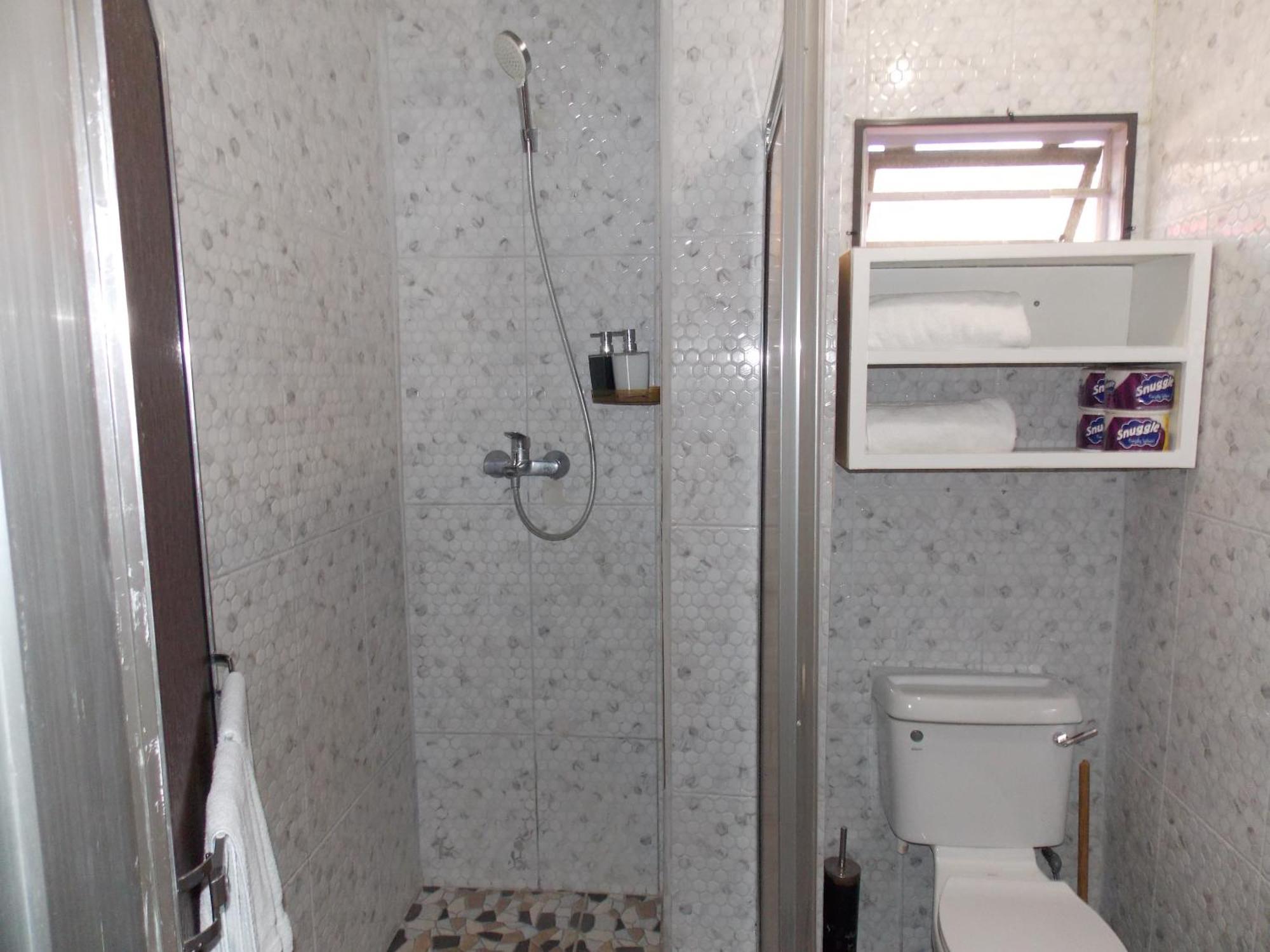 Stewart Apt- Trincity, Airport, Washer, Dryer, Office, Cable , Wifi Zewnętrze zdjęcie